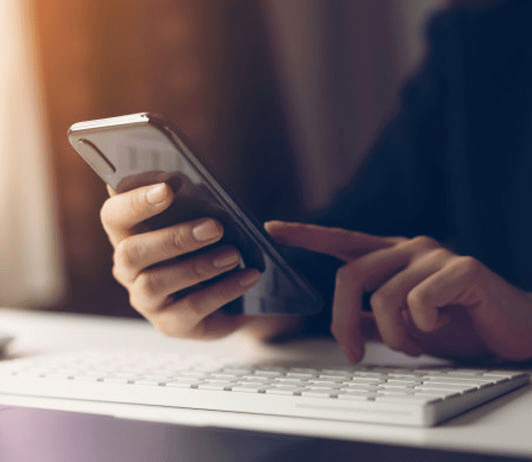 7 Best Mid-Range Smartphones that are Great Value for Money