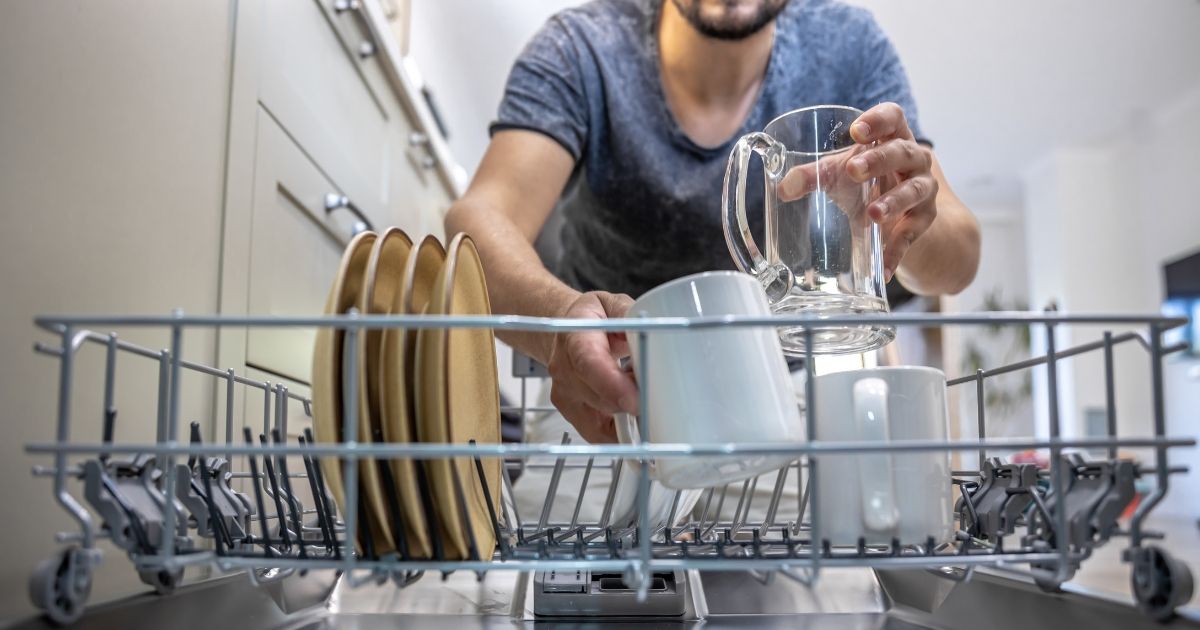 Best Dishwasher Brands in India (2025): Smart Picks for Every Kitchen