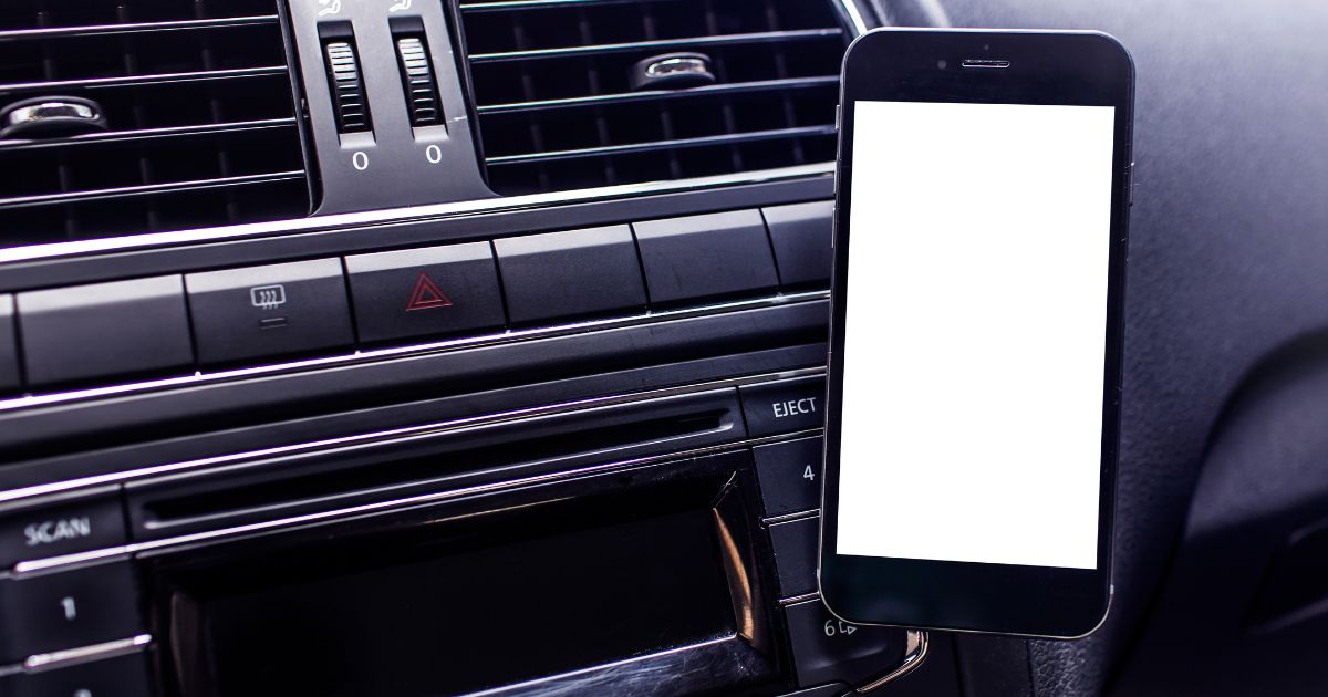 11 Best Mobile Holders for Cars in India