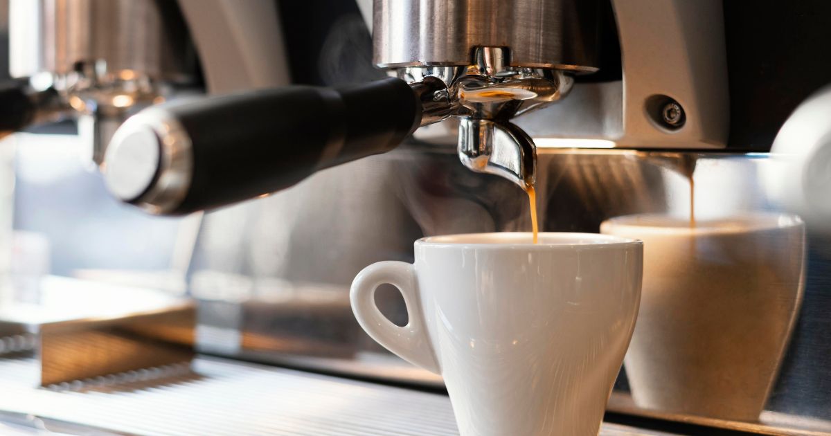 18 Best Coffee Machines in India (List for 2025!)