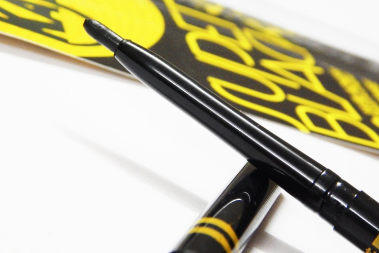 Honest Review Maybelline Super Black Kajal