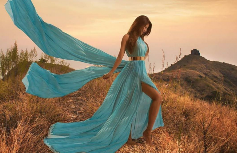 Gear Up For All Things Glamorous With 10 Looks By June Biswas